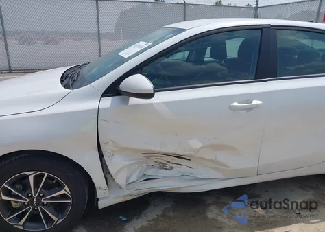 2024 Kia Forte Lxs из США, поврежденный, VIN 3KPF24AD7RE826183